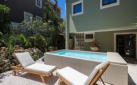 Walk In Hostel Faro Airport